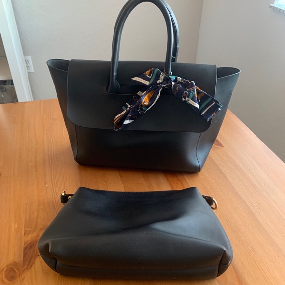 Classic Satchel - Picture 5 of 5